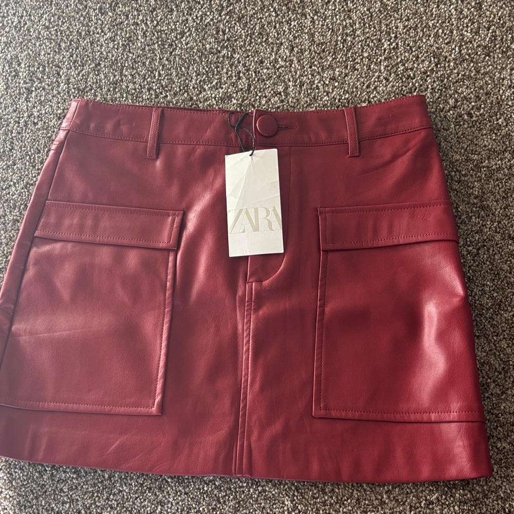 Zara leather Women's Burgundy Mini Skirt